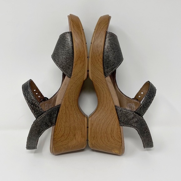 Dankso Joanie Sandals Pewter Burnished Metallic Leather - Picture 7 of 9